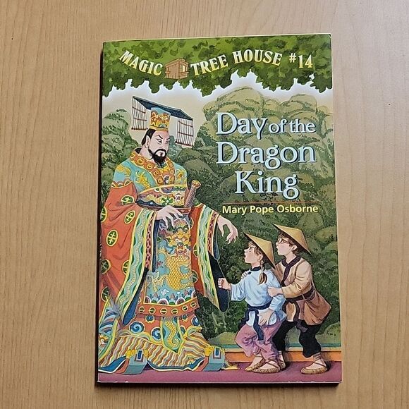 10 Magic Tree House paperback books ( set 3) - Picture 10 of 11